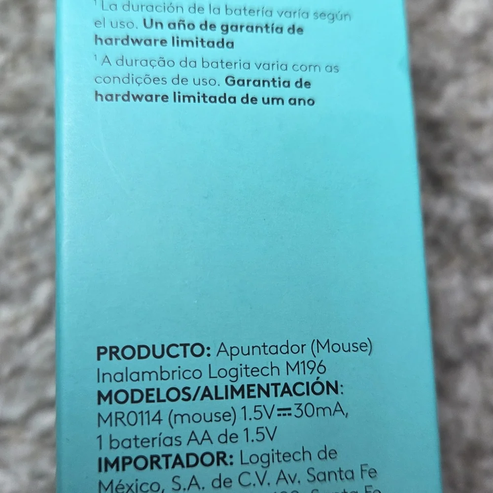Logitech Bluetooth Mouse in Teal